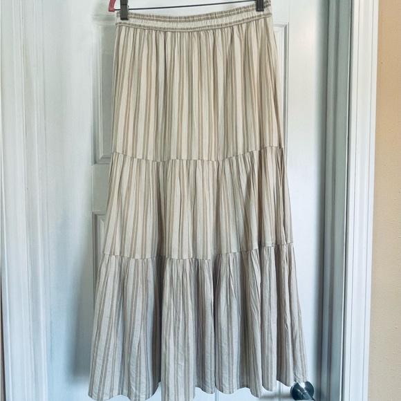 dip Dresses & Skirts - Beige Tiered Maxi Skirt - Women's Neutral Tiered Skirt